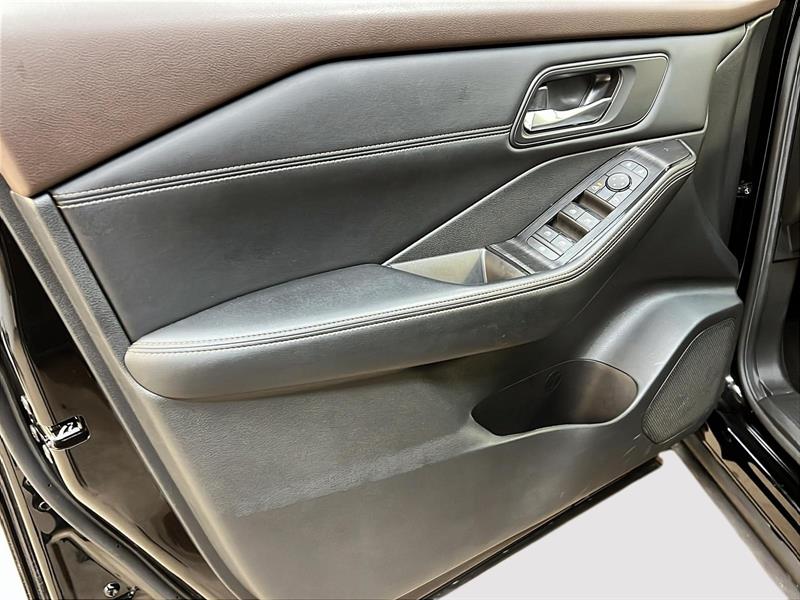 nissan Rogue 2023 - 25