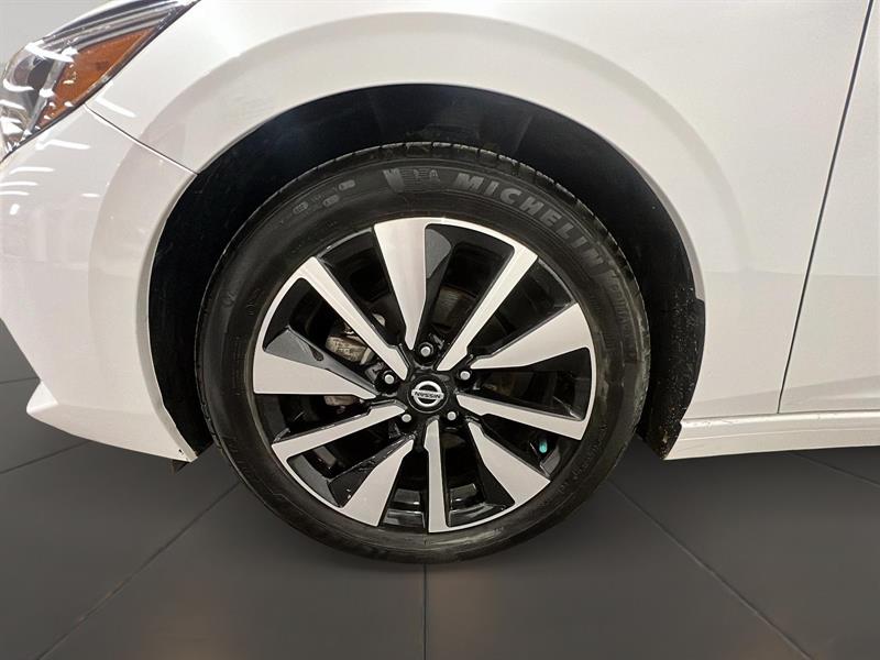 nissan Sentra 2023 - 25