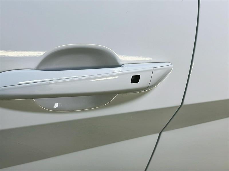 hyundai Elantra 2023 - 25