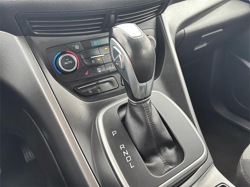 ford C-Max Énergie 2017 - 13