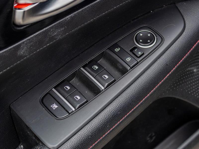 kia Forte5 2022 - 35