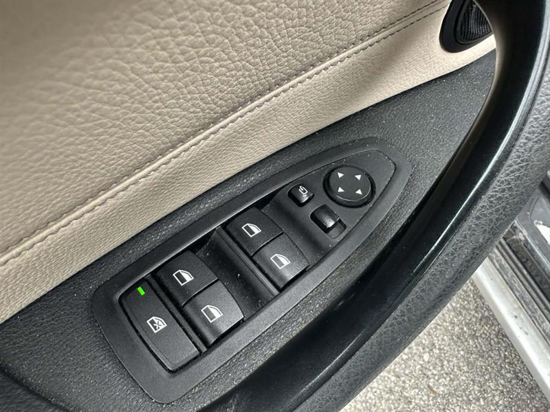 bmw X1 2017 - 11