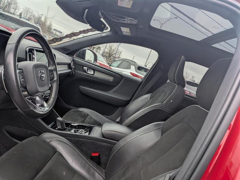 volvo XC40 2020 - 17