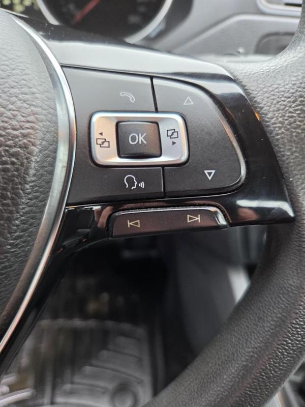 volkswagen Jetta 2016 - 19