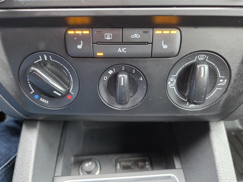 volkswagen Jetta 2016 - 21