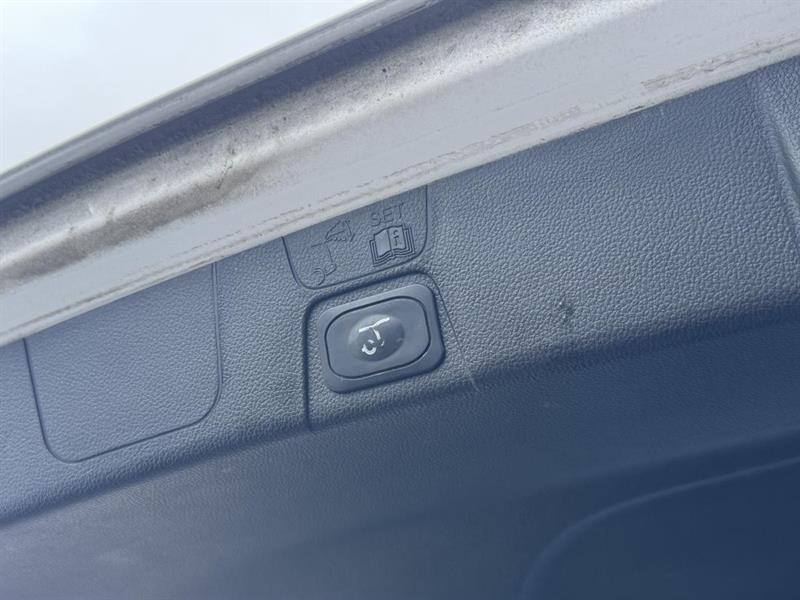 ford C-Max Énergie 2017 - 8