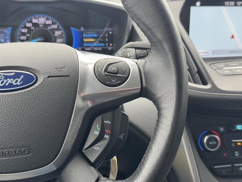 ford C-Max Énergie 2017 - 23