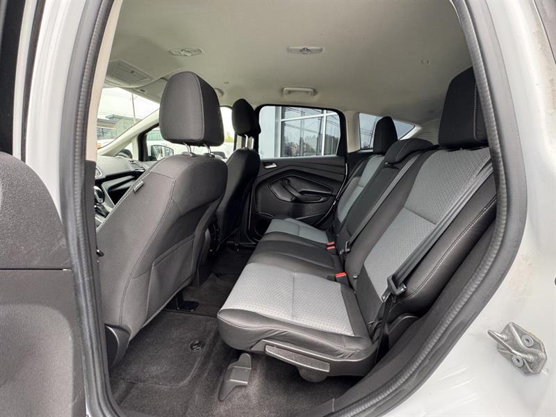 ford C-Max Énergie 2017 - 28