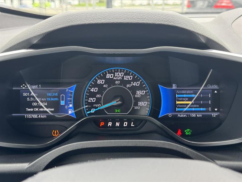 ford C-Max Énergie 2017 - 33