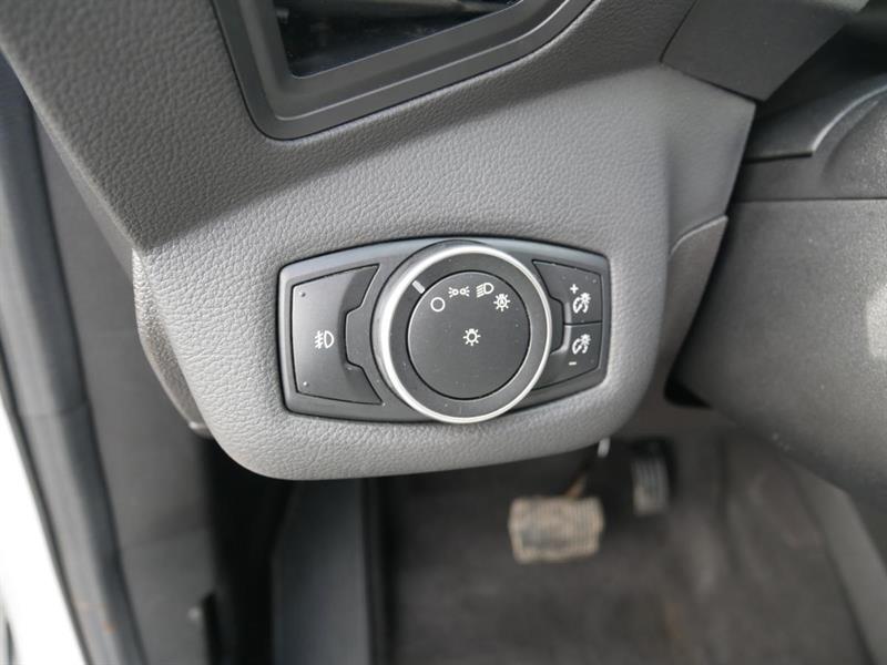 ford Escape 2015 - 21