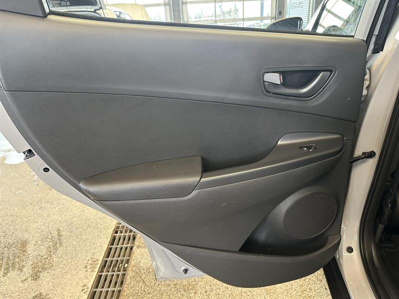 hyundai Kona 2022 - 17
