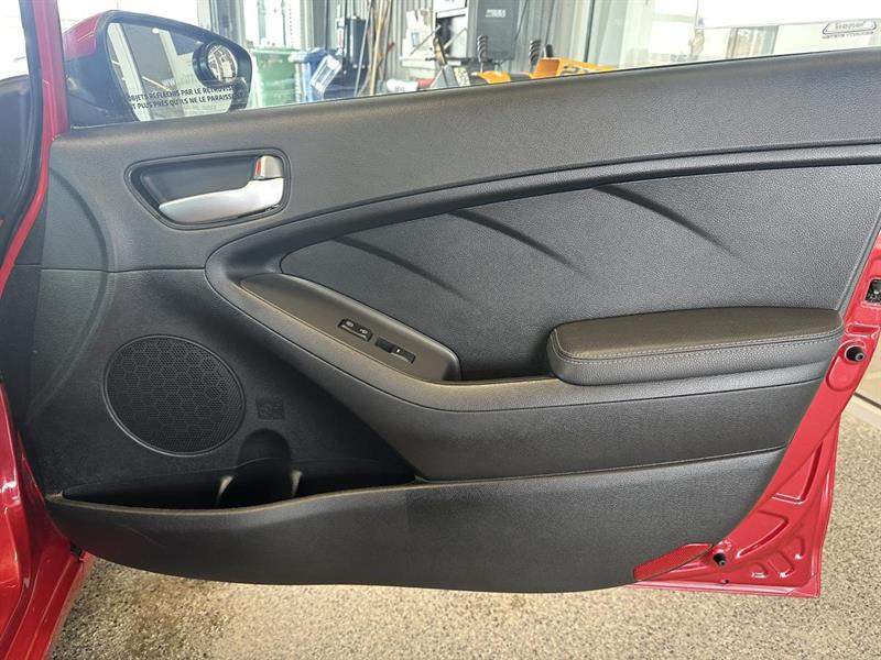 kia Forte 2018 - 13