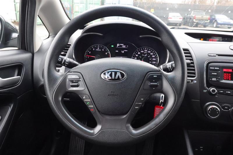 kia Forte 2018 - 10