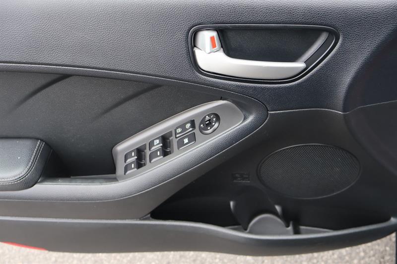 kia Forte 2018 - 17