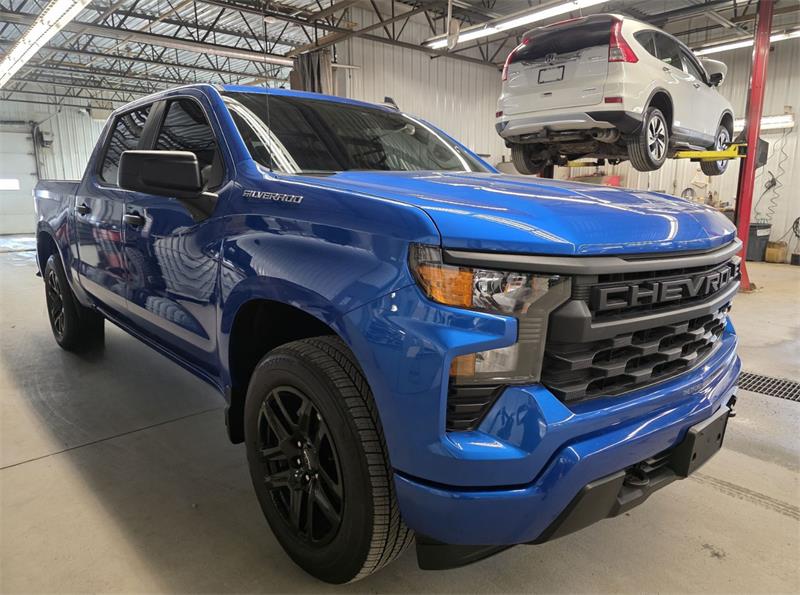 chevrolet Silverado 1500 2024 - 3