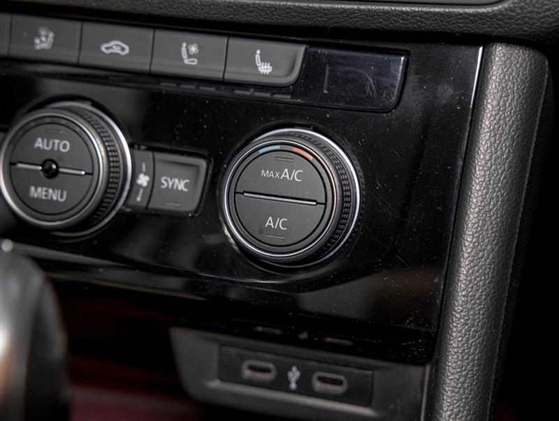 volkswagen Jetta 2021 - 23