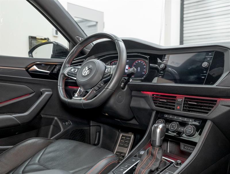 volkswagen Jetta 2021 - 28