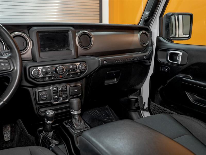 jeep Wrangler Unlimited 2020 - 17