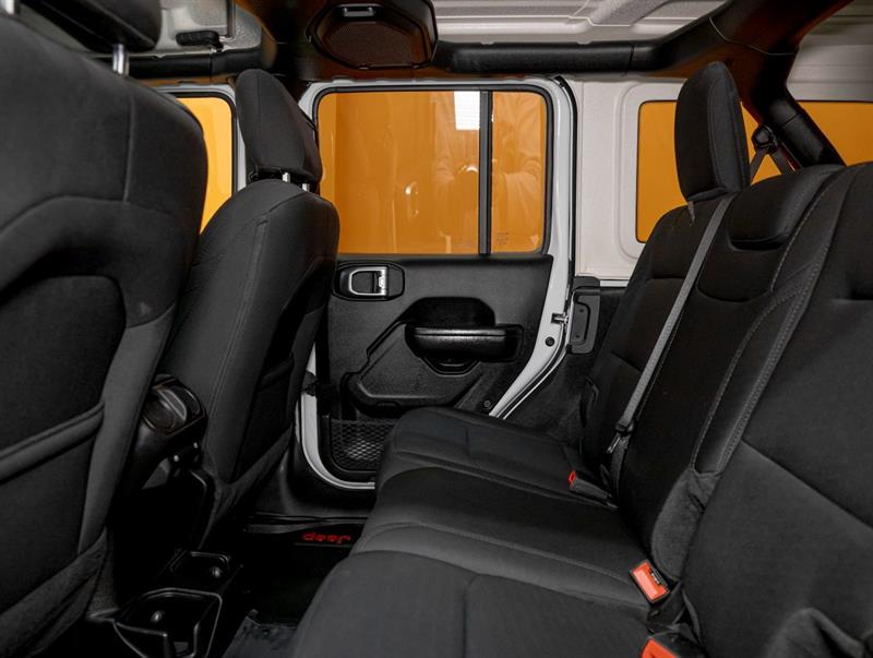 jeep Wrangler Unlimited 2020 - 26