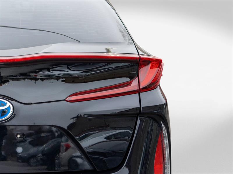 toyota Prius Prime 2022 - 32