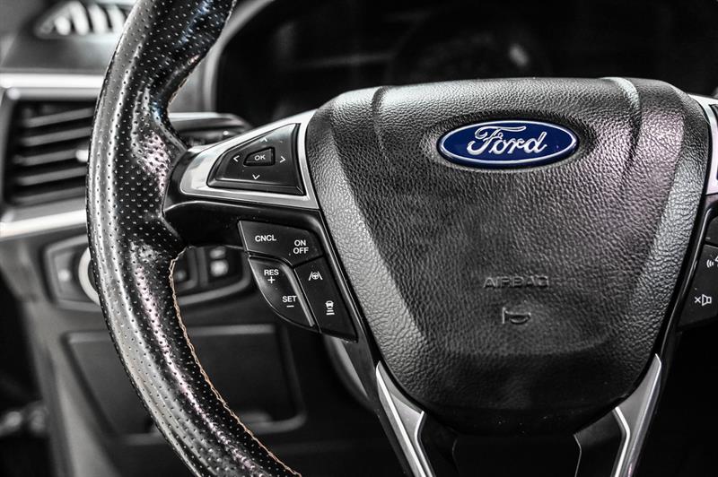 ford Edge 2022 - 25