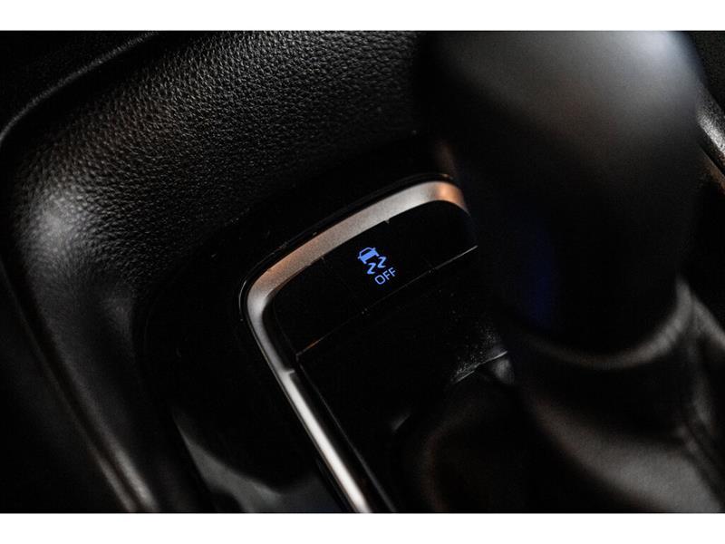 2020 Toyota Corolla - Image 31