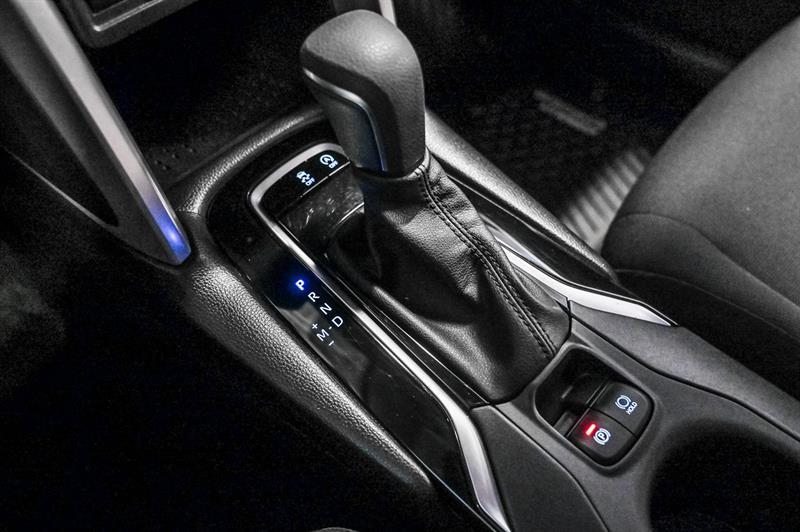 2024 Toyota Corolla - Image 22