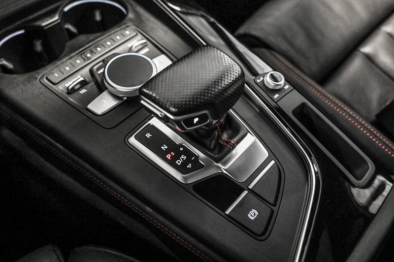 2018 Audi A4 - Image 25