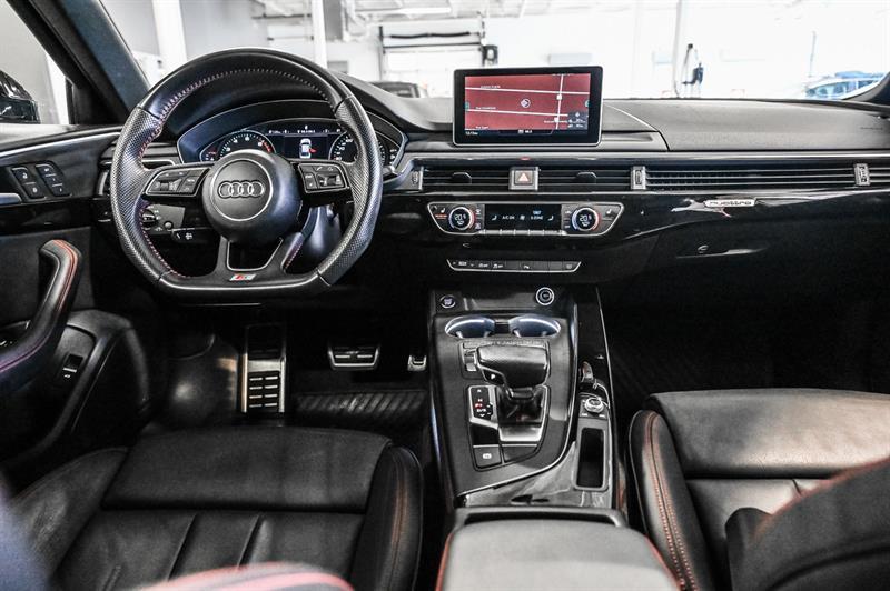 2018 Audi A4 - Image 32