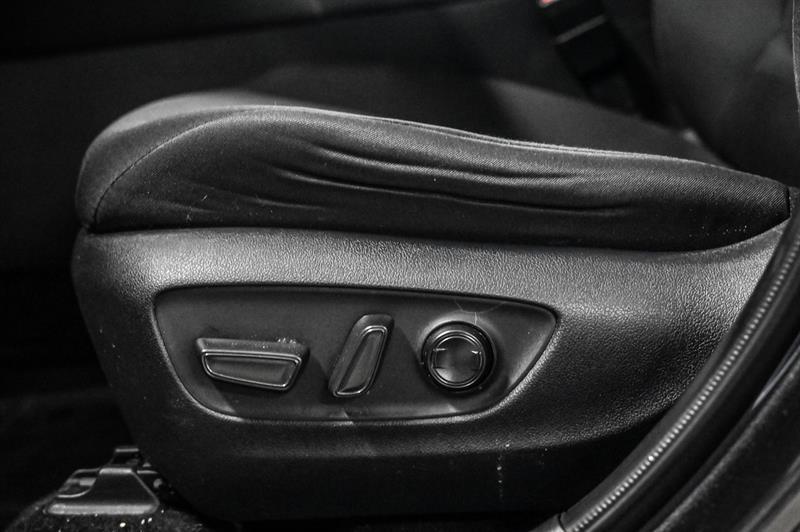 2024 Toyota RAV4 - Image 21