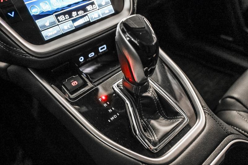 2025 Subaru Outback - Image 25