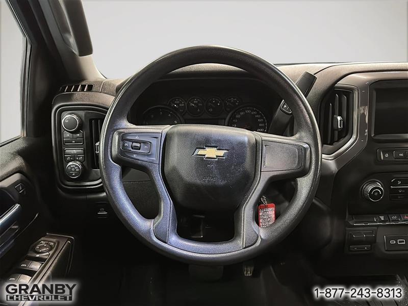 chevrolet Silverado 2500HD 2023 - 17