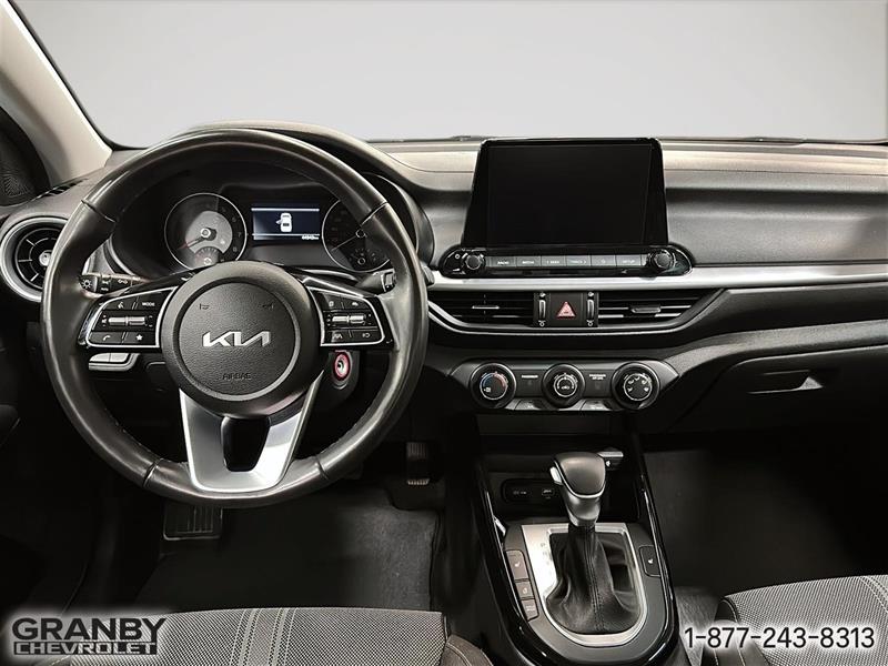 kia Forte 2023 - 13