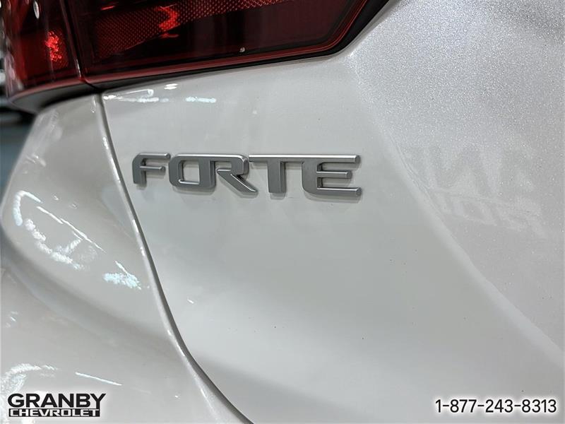 kia Forte 2023 - 20