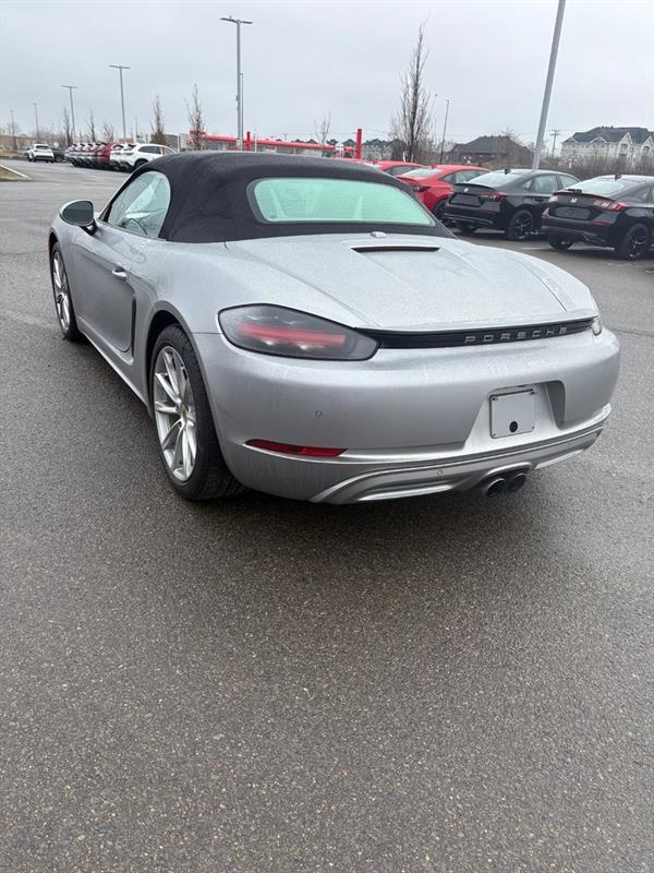 2019 Porsche Boxster - Image 2