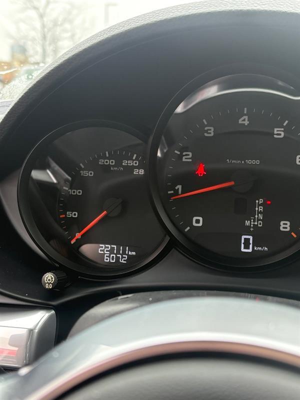 2019 Porsche Boxster - Image 8