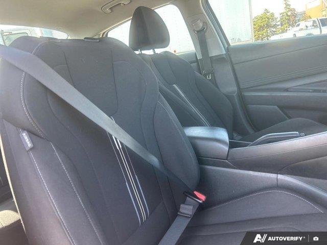 hyundai Elantra 2023 - 25