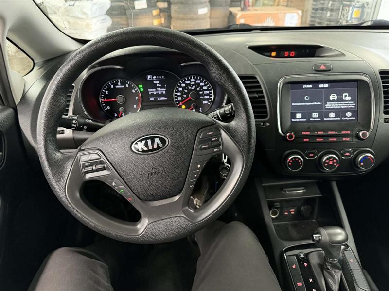 kia Forte 2018 - 13