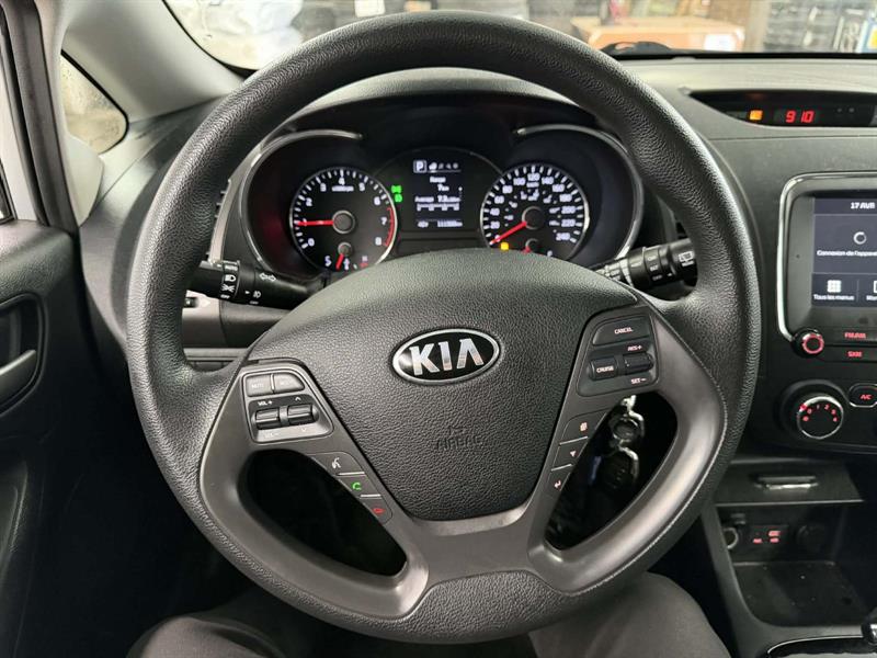 kia Forte 2018 - 17