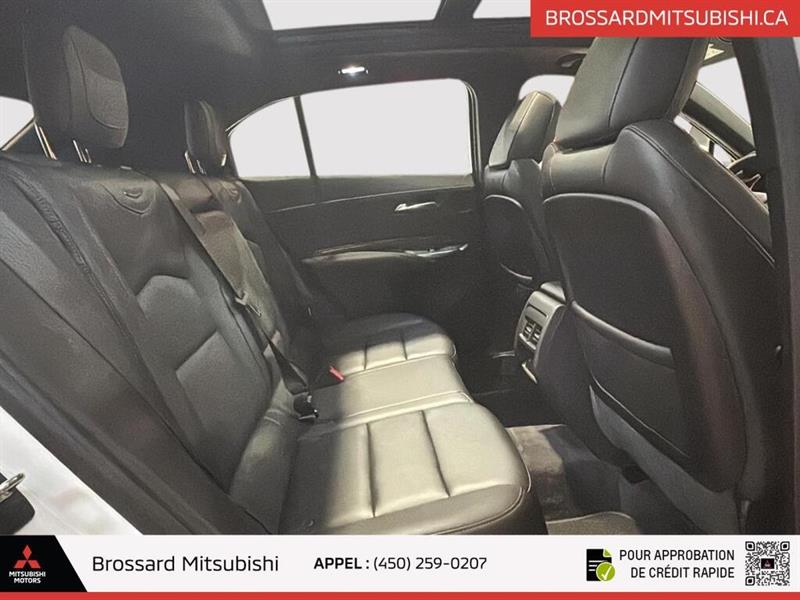cadillac XT4 2019 - 14