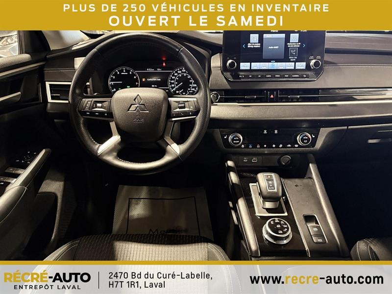 mitsubishi Outlander 2023 - 14