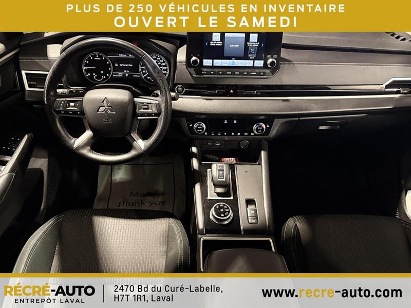 mitsubishi Outlander 2023 - 15