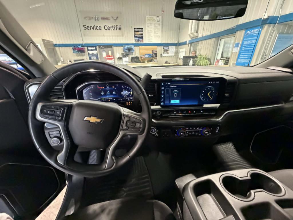 chevrolet Silverado 1500 2025 - 3