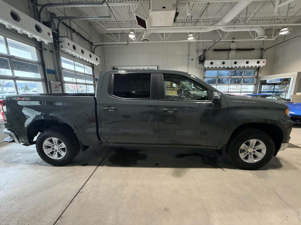 chevrolet Silverado 1500 2025 - 11