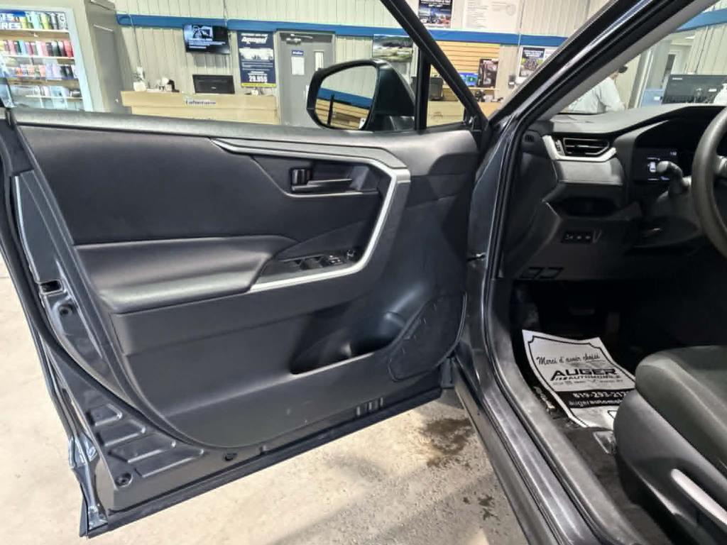 toyota RAV4 2025 - 8