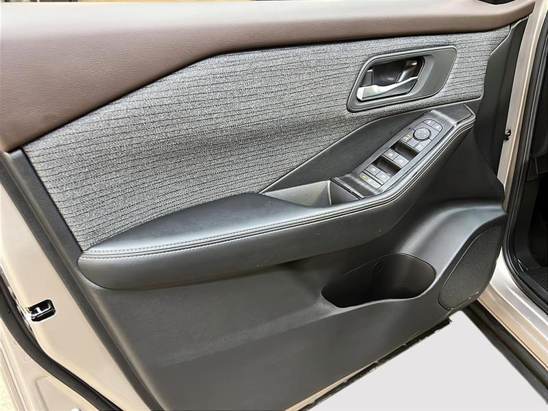 nissan Rogue 2023 - 24