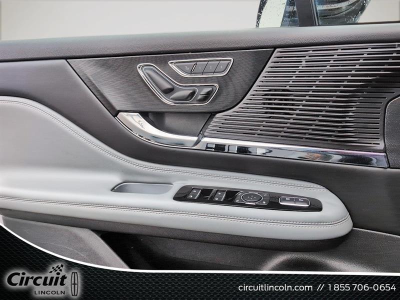 lincoln Corsair 2022 - 12