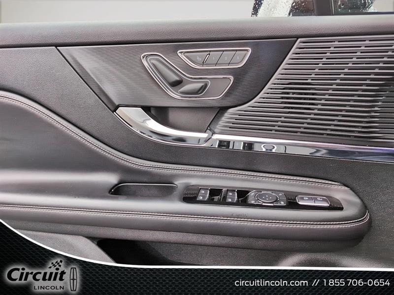 lincoln Corsair 2021 - 12