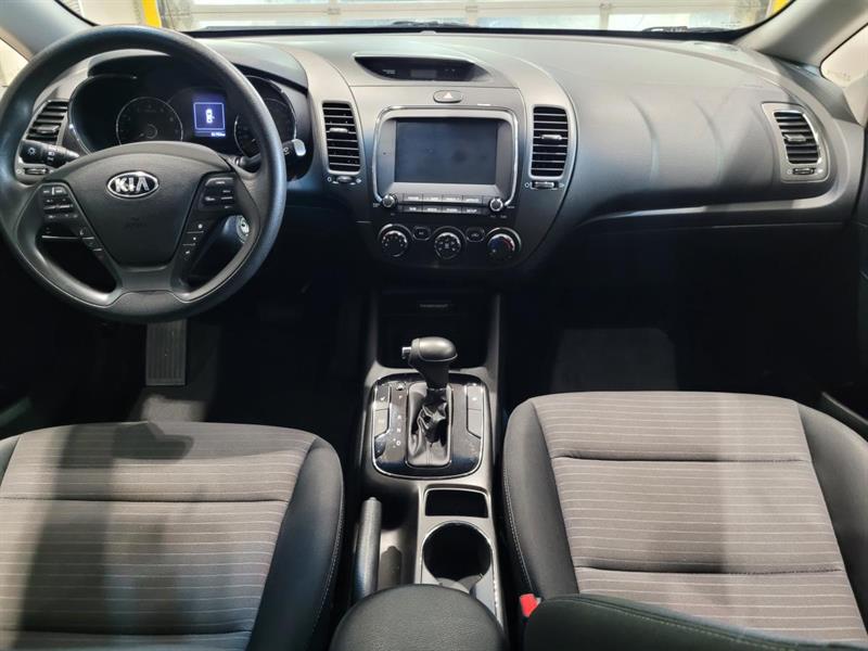 kia Forte 2018 - 5