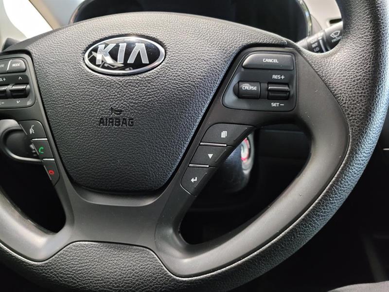 kia Forte 2018 - 10